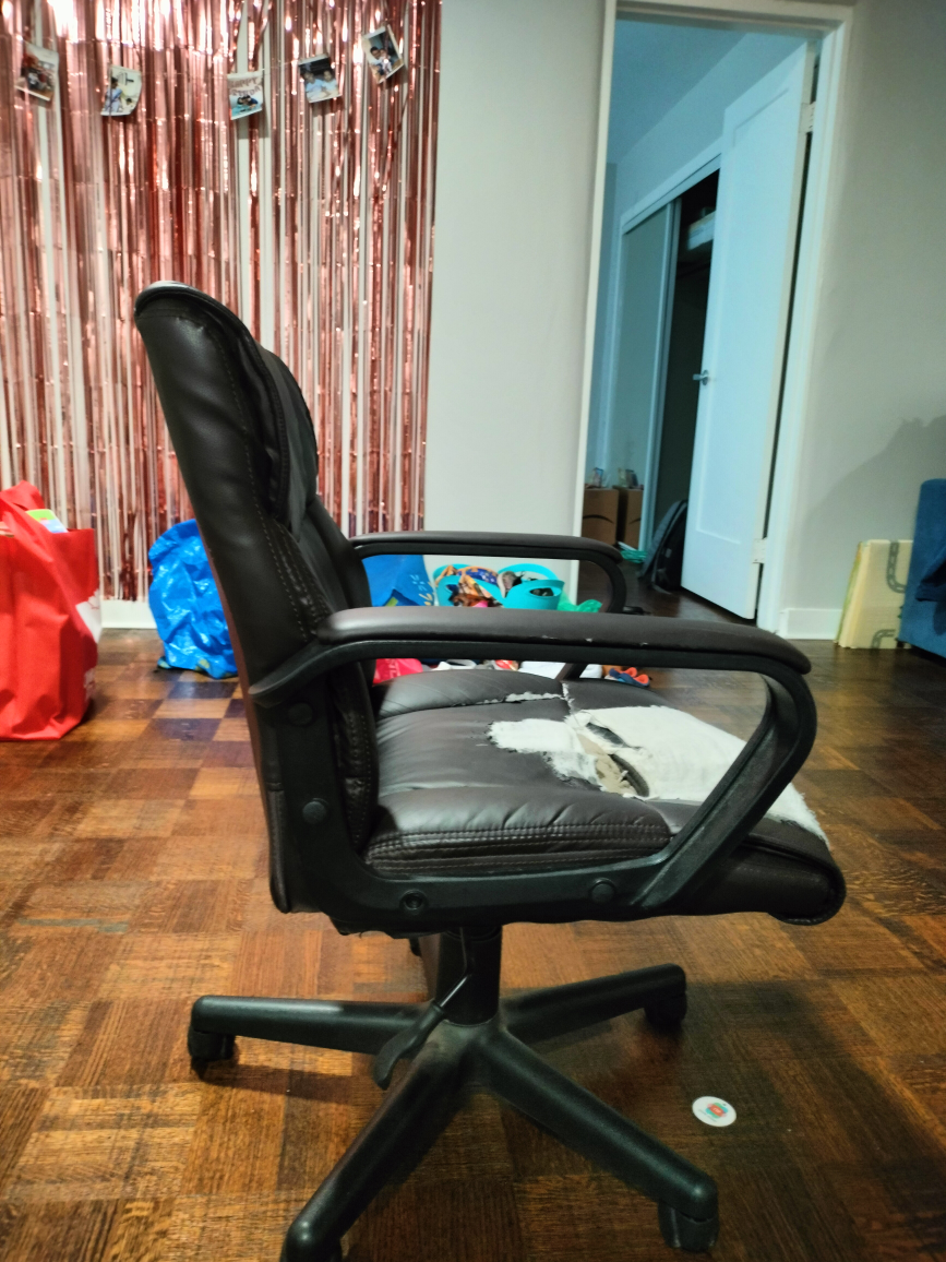 Swivel chair