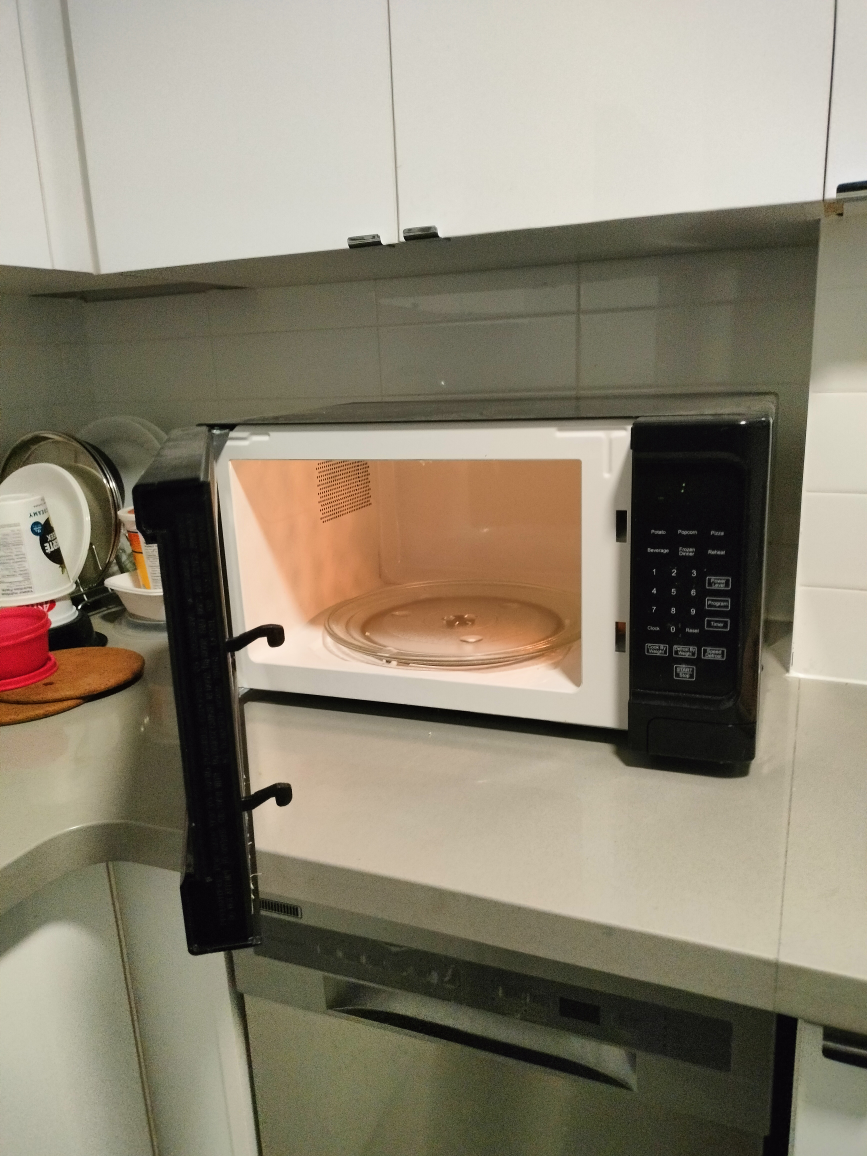 Microwave oven