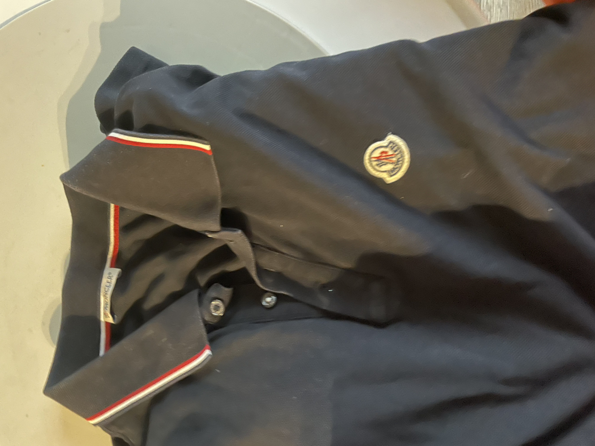 🌟 Free Clothing Giveaway! 🌟 image indicator(9)