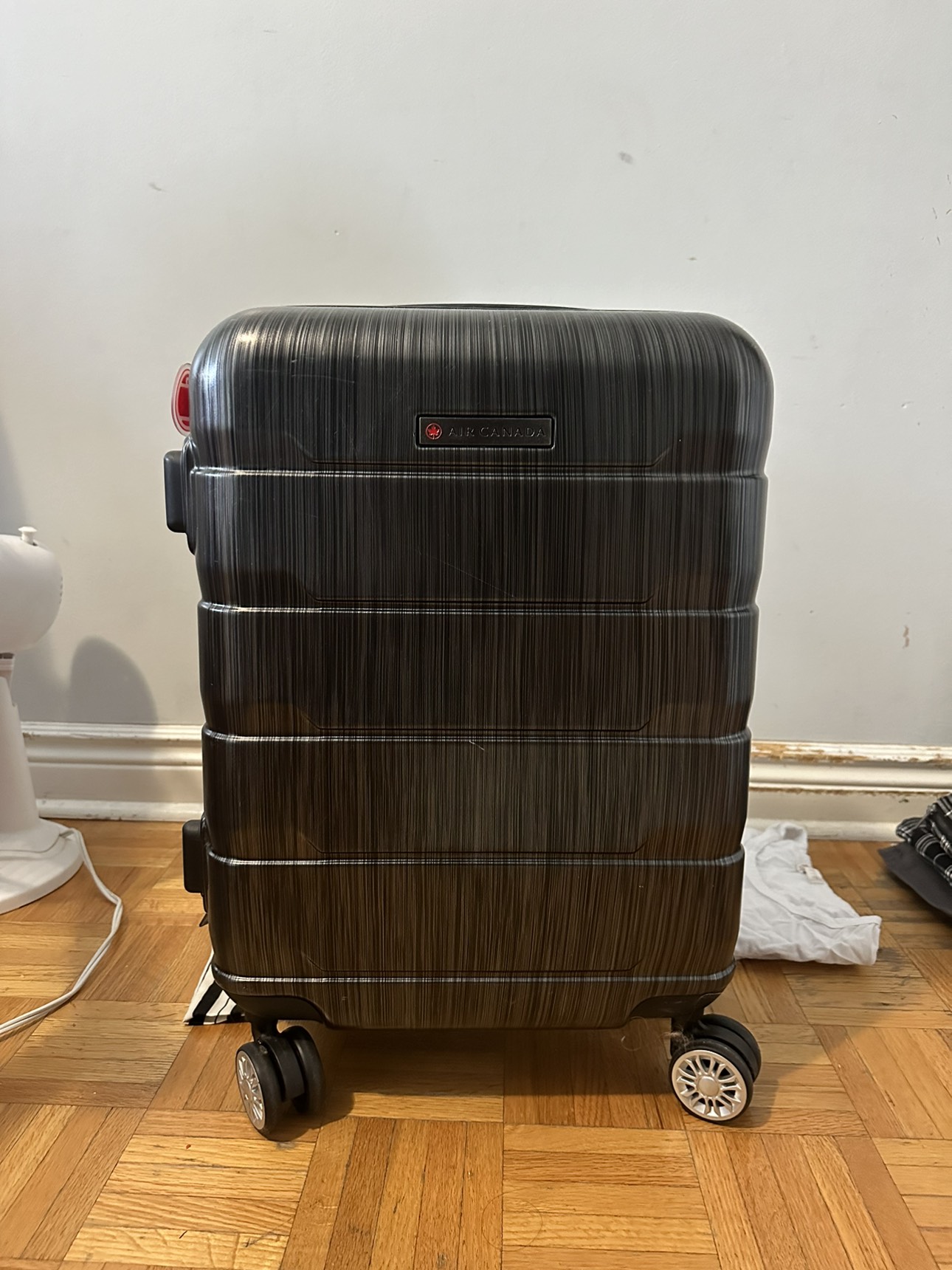 Air canada carry on bag - photo 2