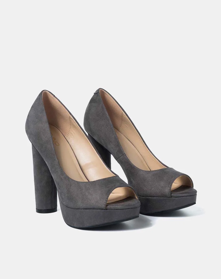 Brand new women Grey heels