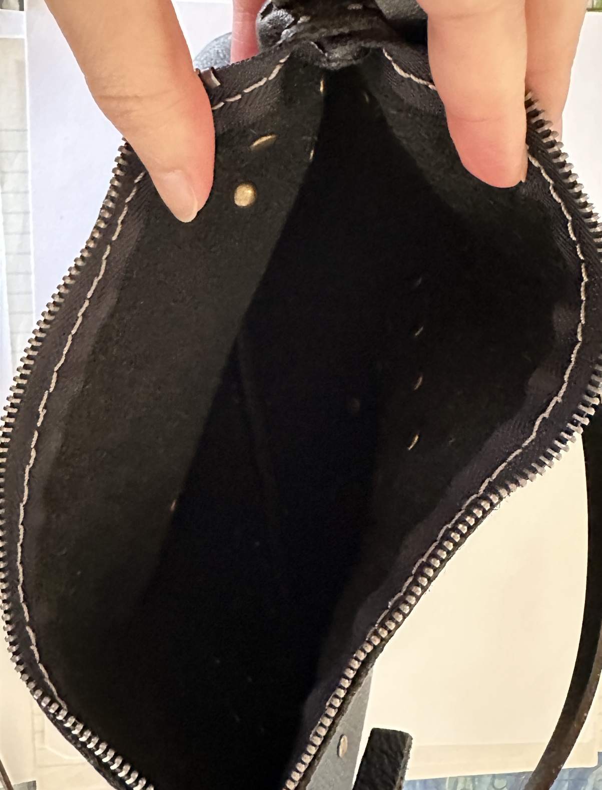Handmade Leather Crossbody Bag - photo 4