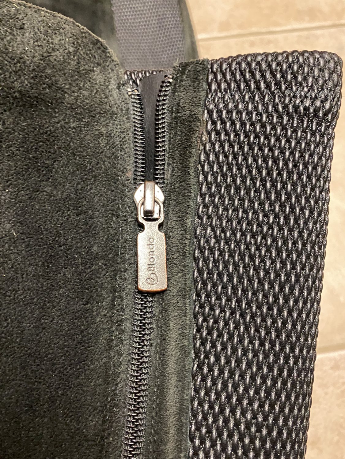 Blondo Women’s Leather High Wedge Boots Black 9 image indicator(4)