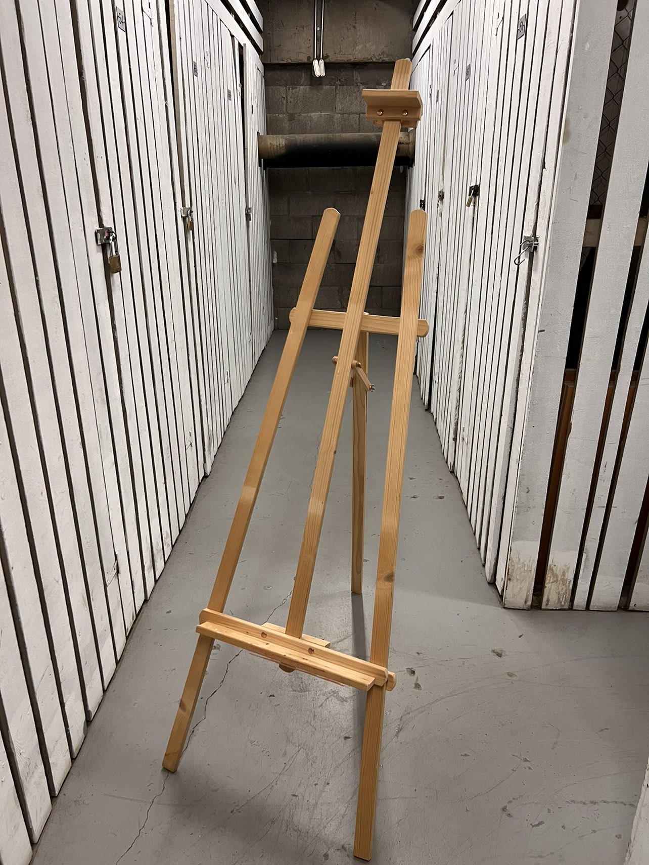 Wood easel painting stand thumbnail