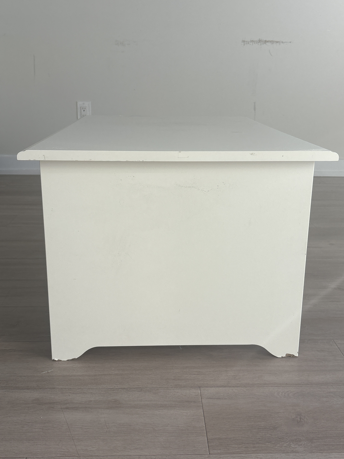 Living room center table need to go ASAP image indicator(3)