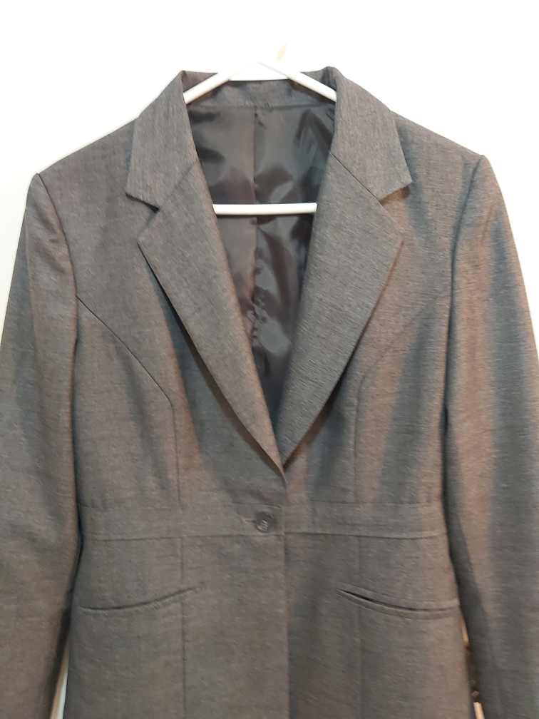 Formal grey blazer, size medium (M) image indicator(2)