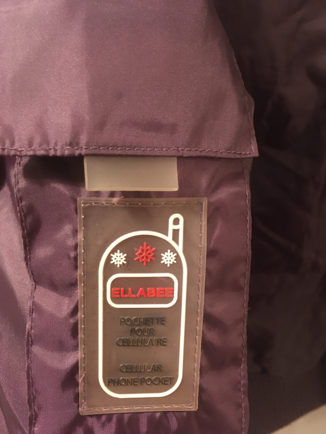 Beautiful duvet jacket with pocket for cell phone image indicator(5)