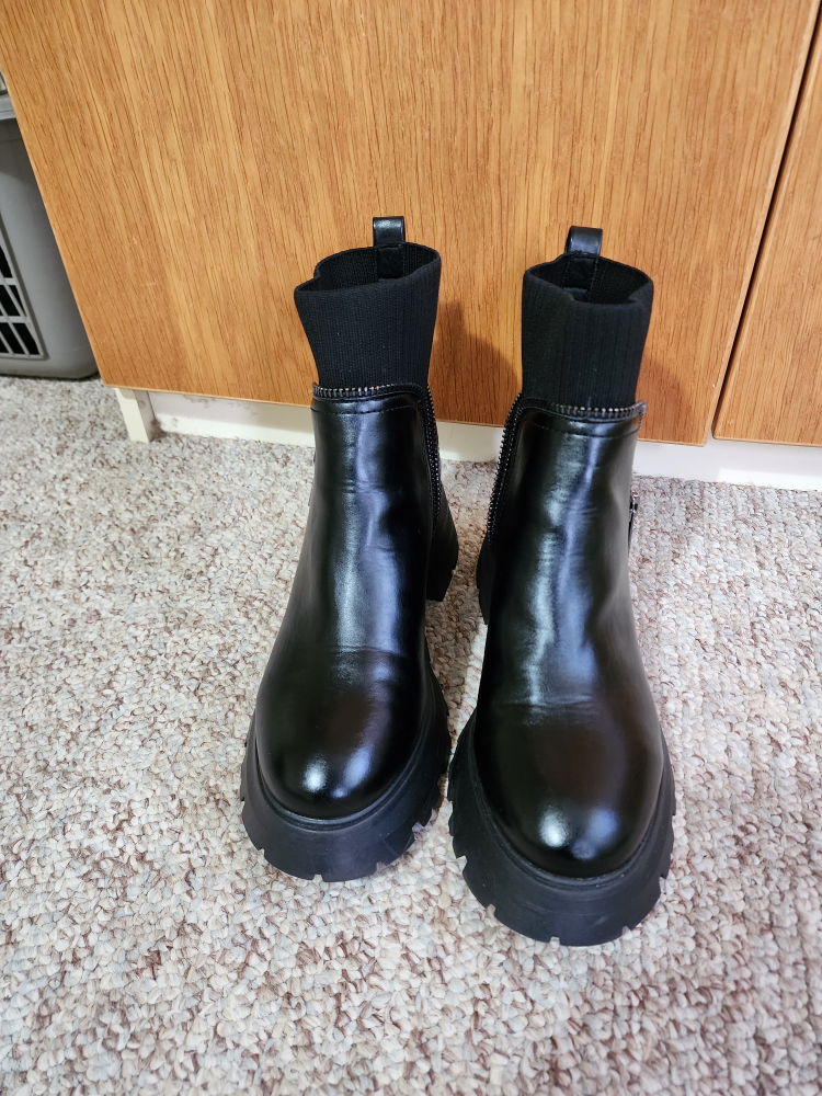 Call spring  Vesperr boots size 11 - photo 2