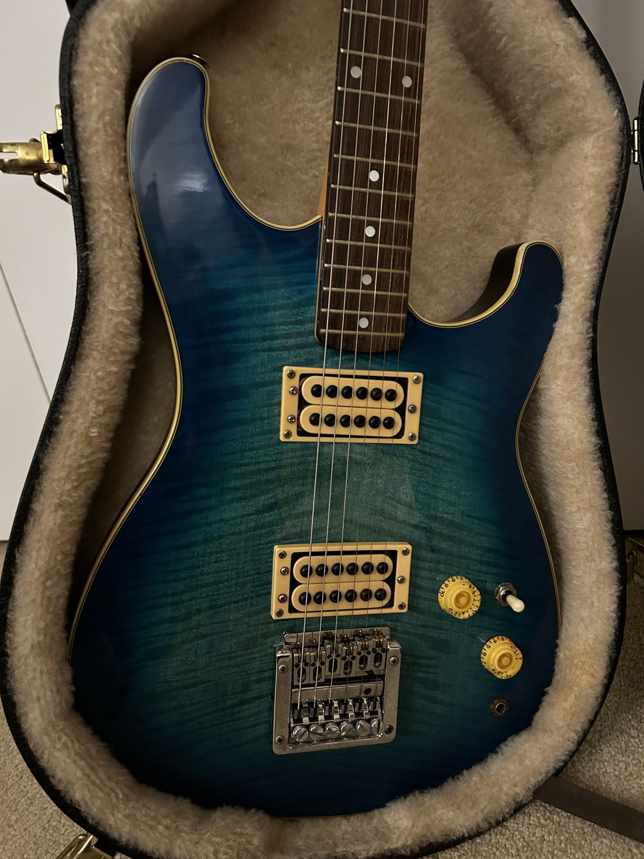 Cort Electric Guitar - photo 3