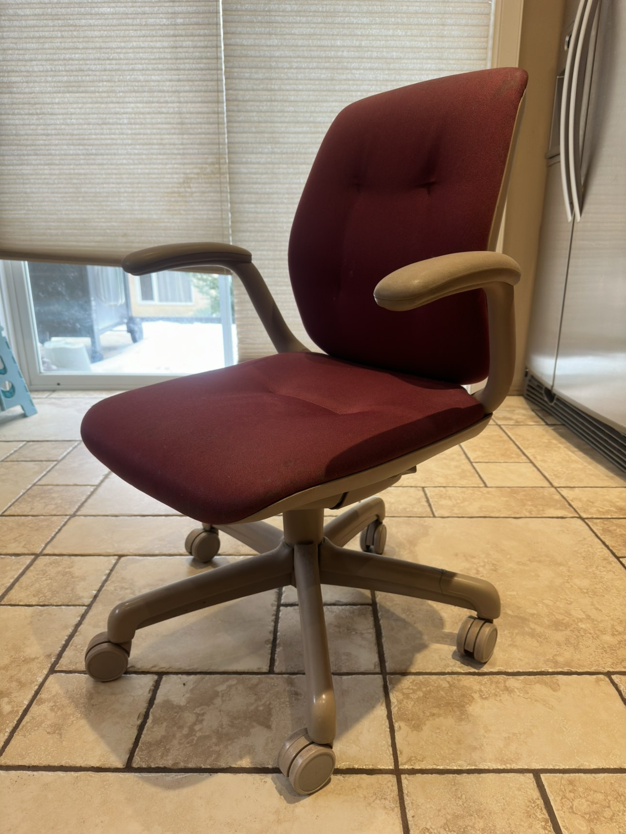 Office Chair - photo 2