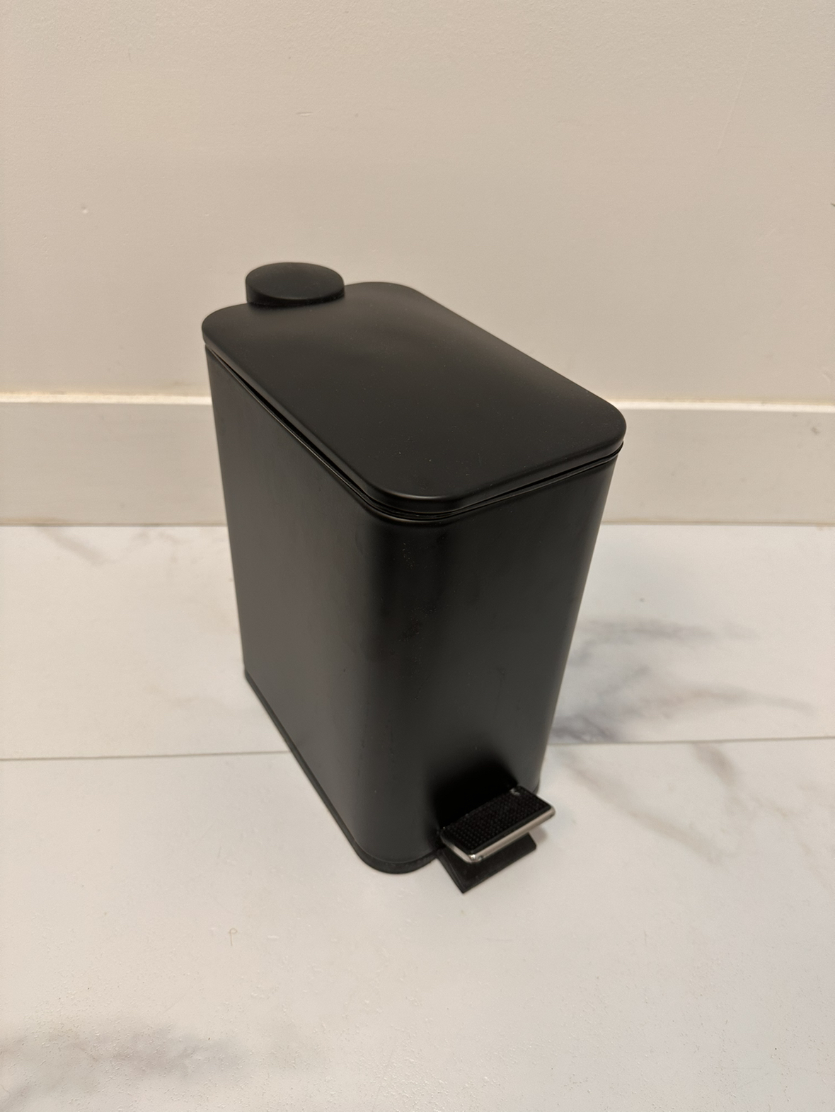 Small Trash Can thumbnail