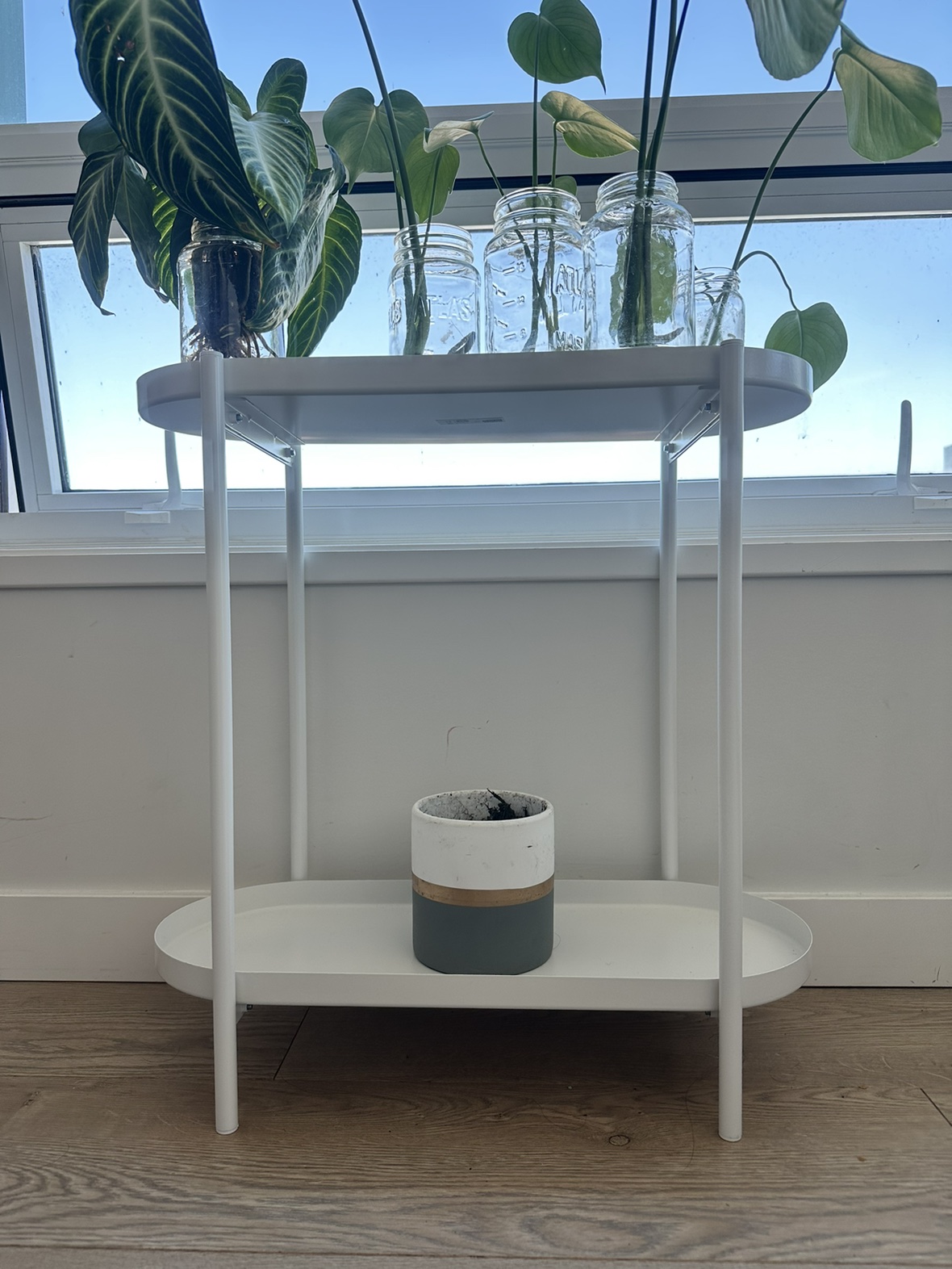 IKEA OLIVBLAD Plant stand, indoor/outdoor white, 56 cm (22 ")🏒 thumbnail