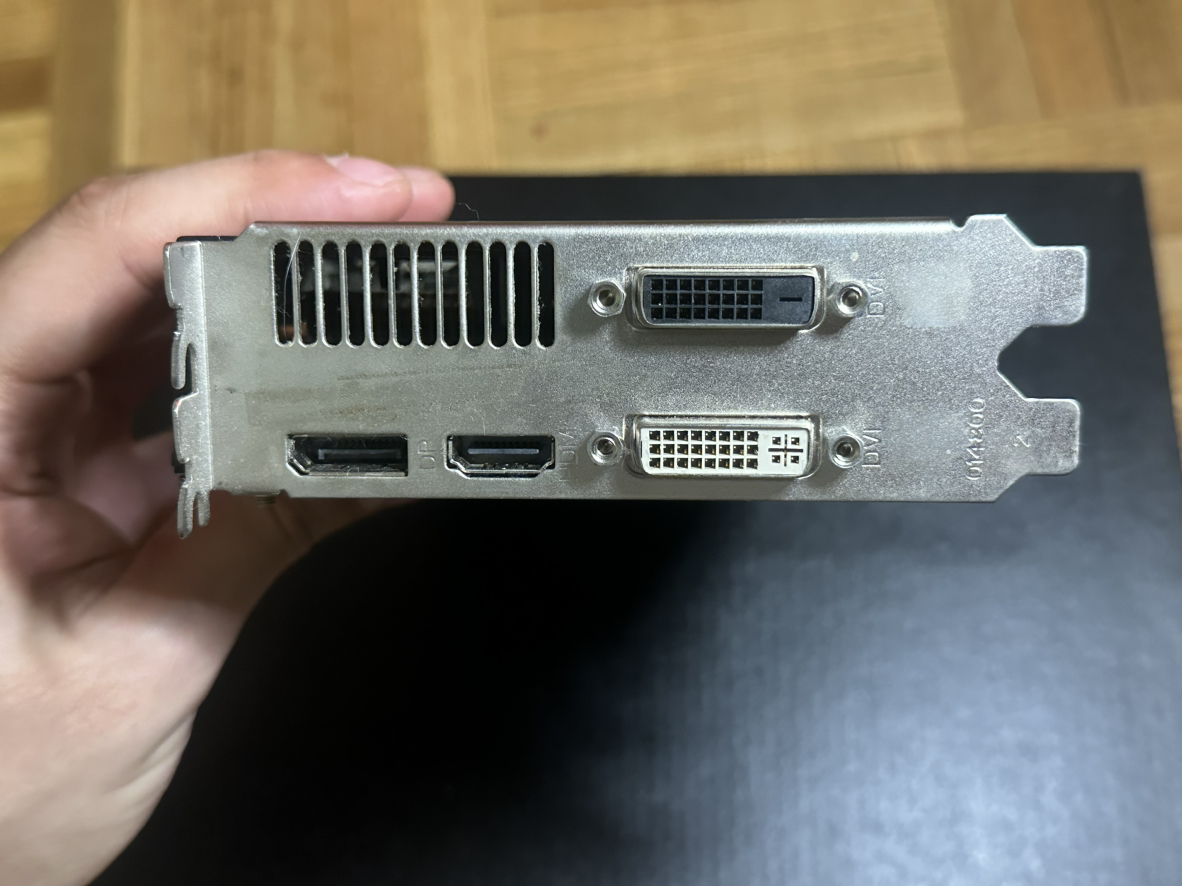 Computer Parts GPU - Radeon 7850 - photo 3