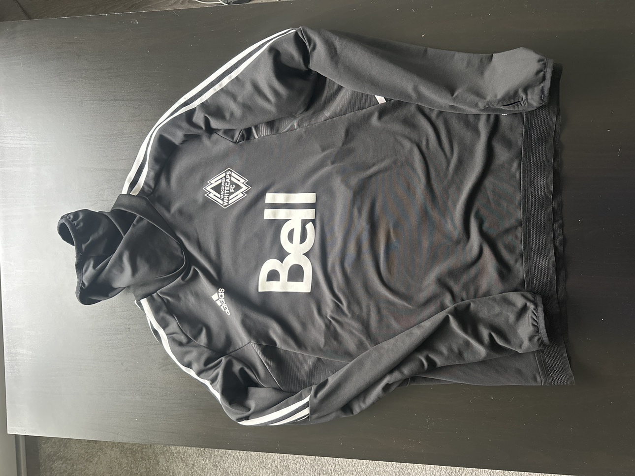 Whitecaps training top with neck warmer