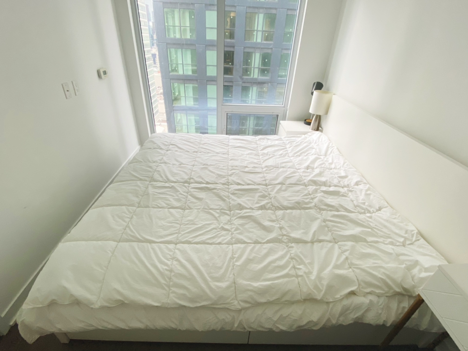 MALM King size high bed frame+4 storage boxes 2021 image indicator(9)