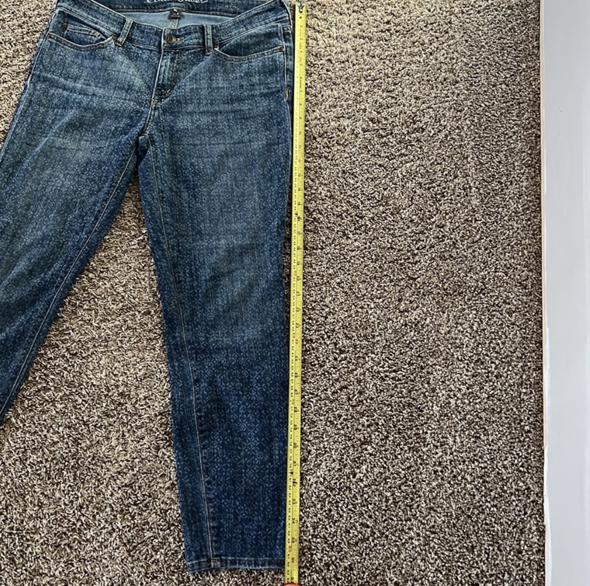 Eddie Bauer ankle cut jeans image indicator(5)