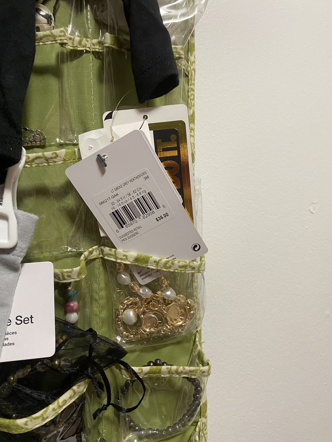 BNWT , Newborn  3 months baby girl Nike brand new. image indicator(2)