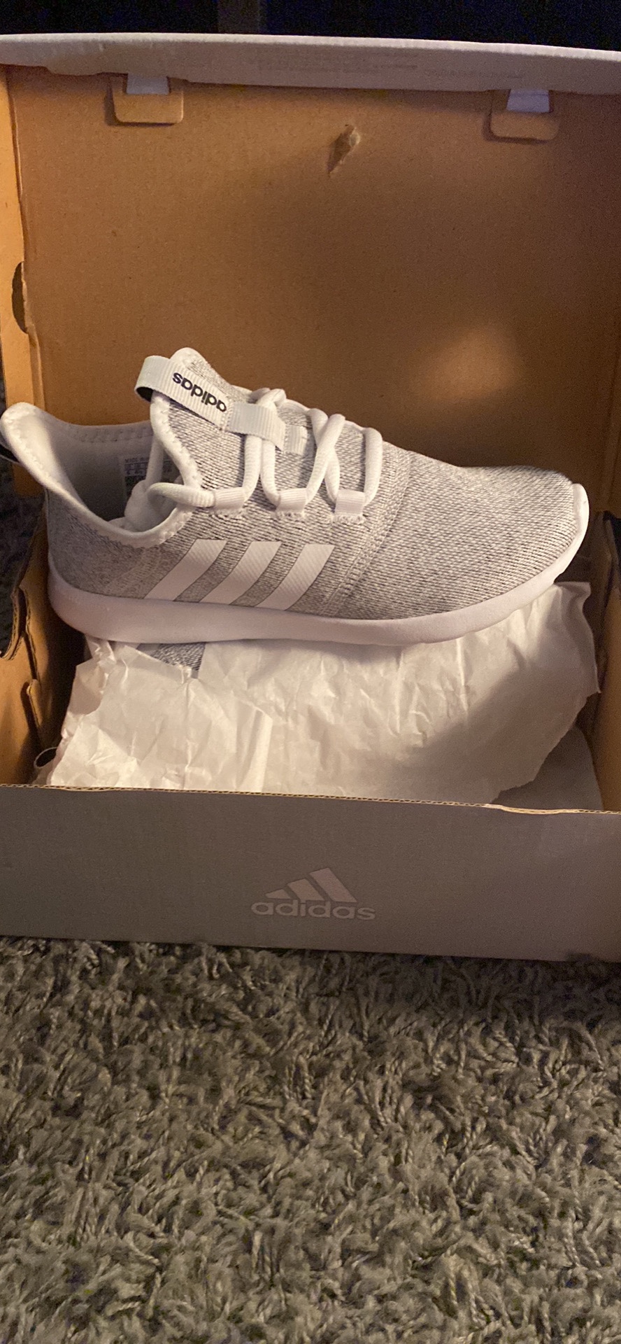 Women’s Running Shoes/Sneaker