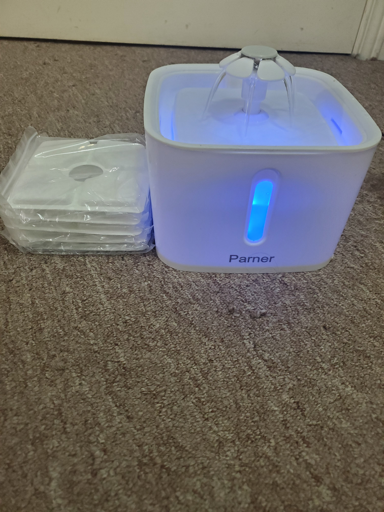 Parner water Fountain for pets - photo 2