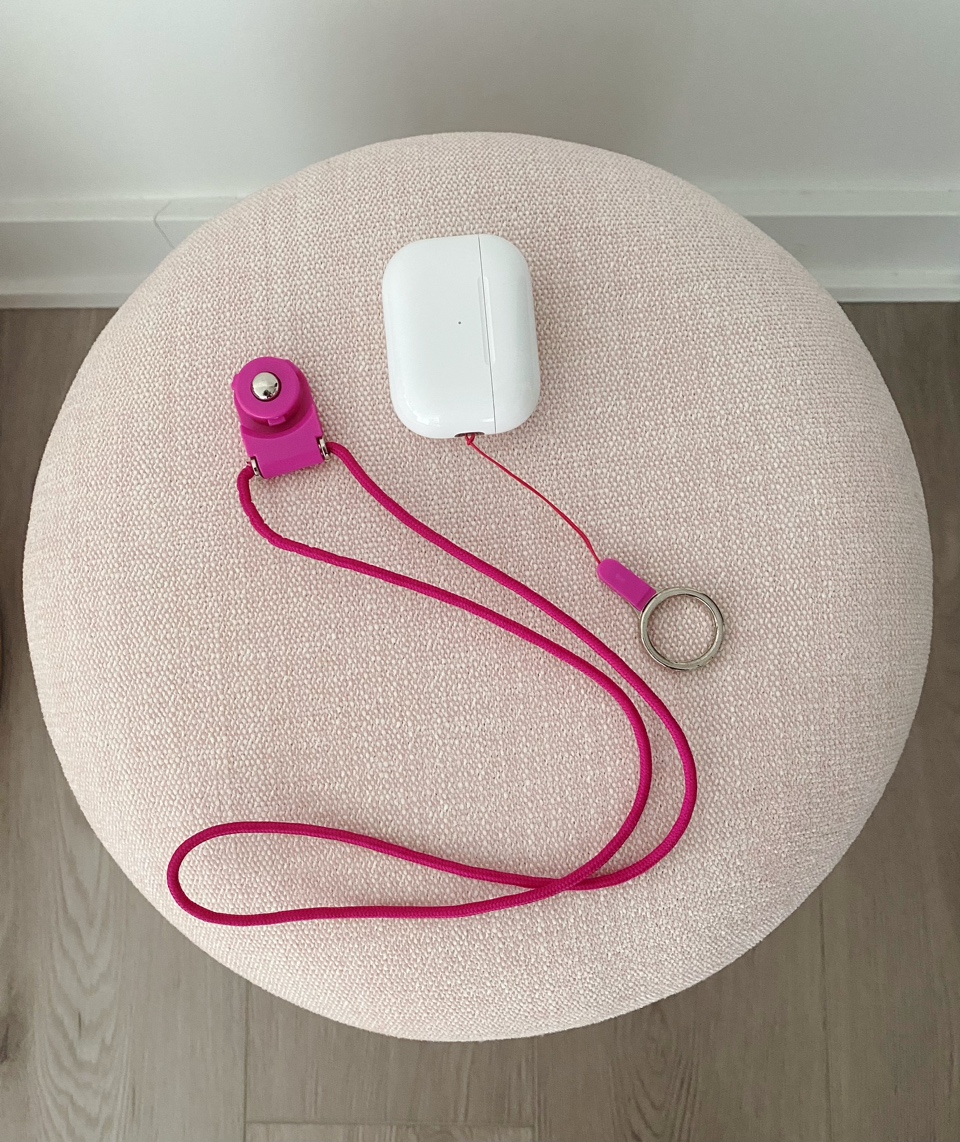 #freecycle Smartphone/AirPods Strap Lanyard image indicator(2)