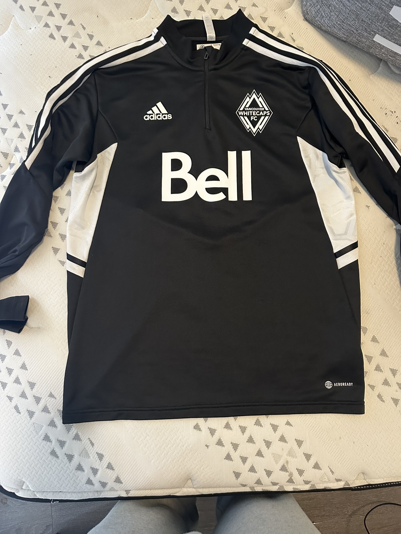 Whitecaps training top