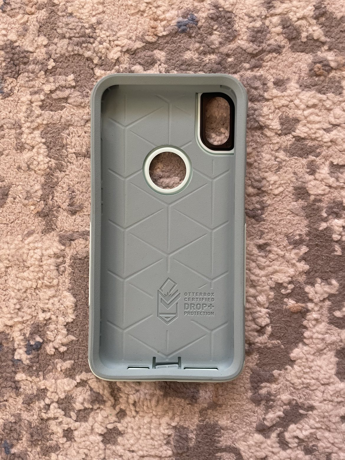 iPhone XS Max Otterbox Case 🌟FREE🌟 #freecycle image indicator(3)