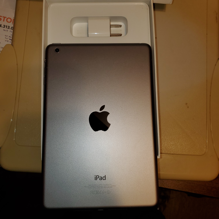 GIVEN - iPad mini - classic #freecycle - photo 2