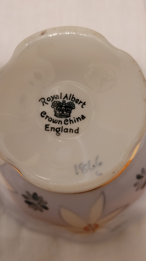 vintage Royal Albert Teacup image indicator(4)