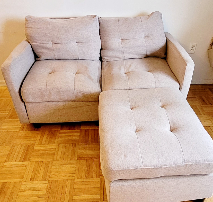 Reversible Modular Sofa with Chaise and Ottoman (Weatherby)