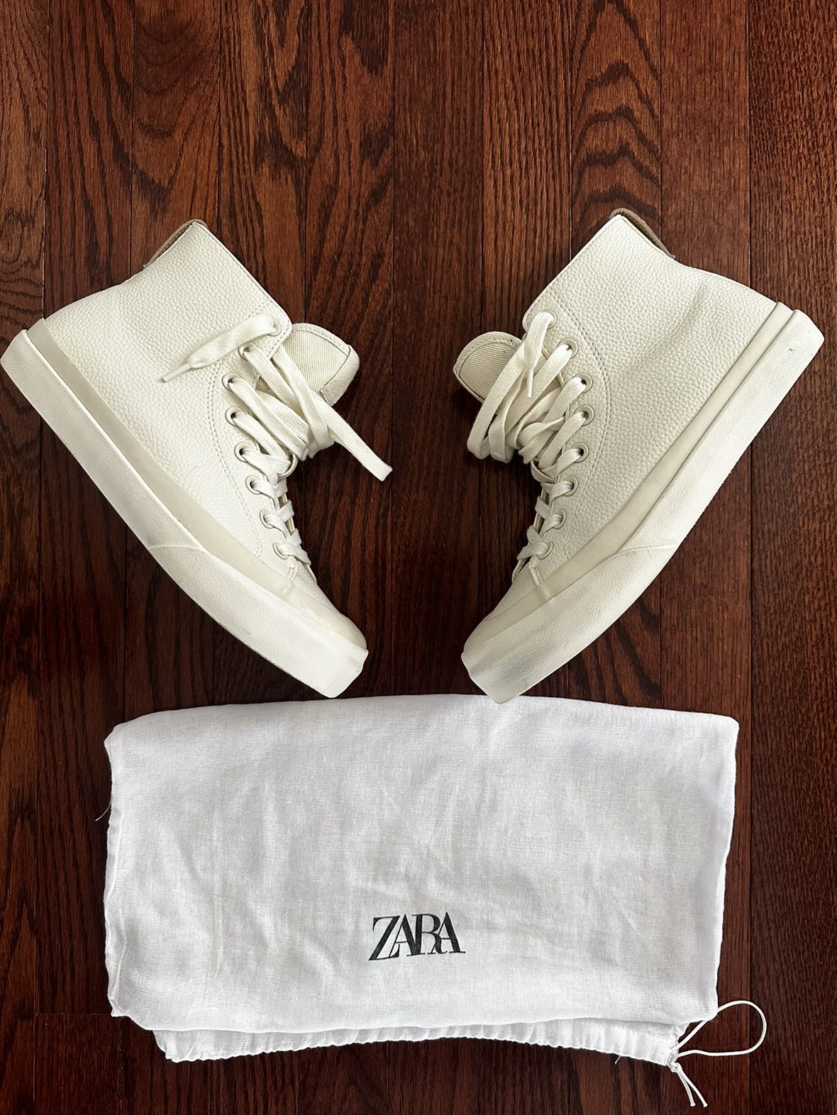 WORN ONCE Size 8-9 high top Sneakers with dust bag