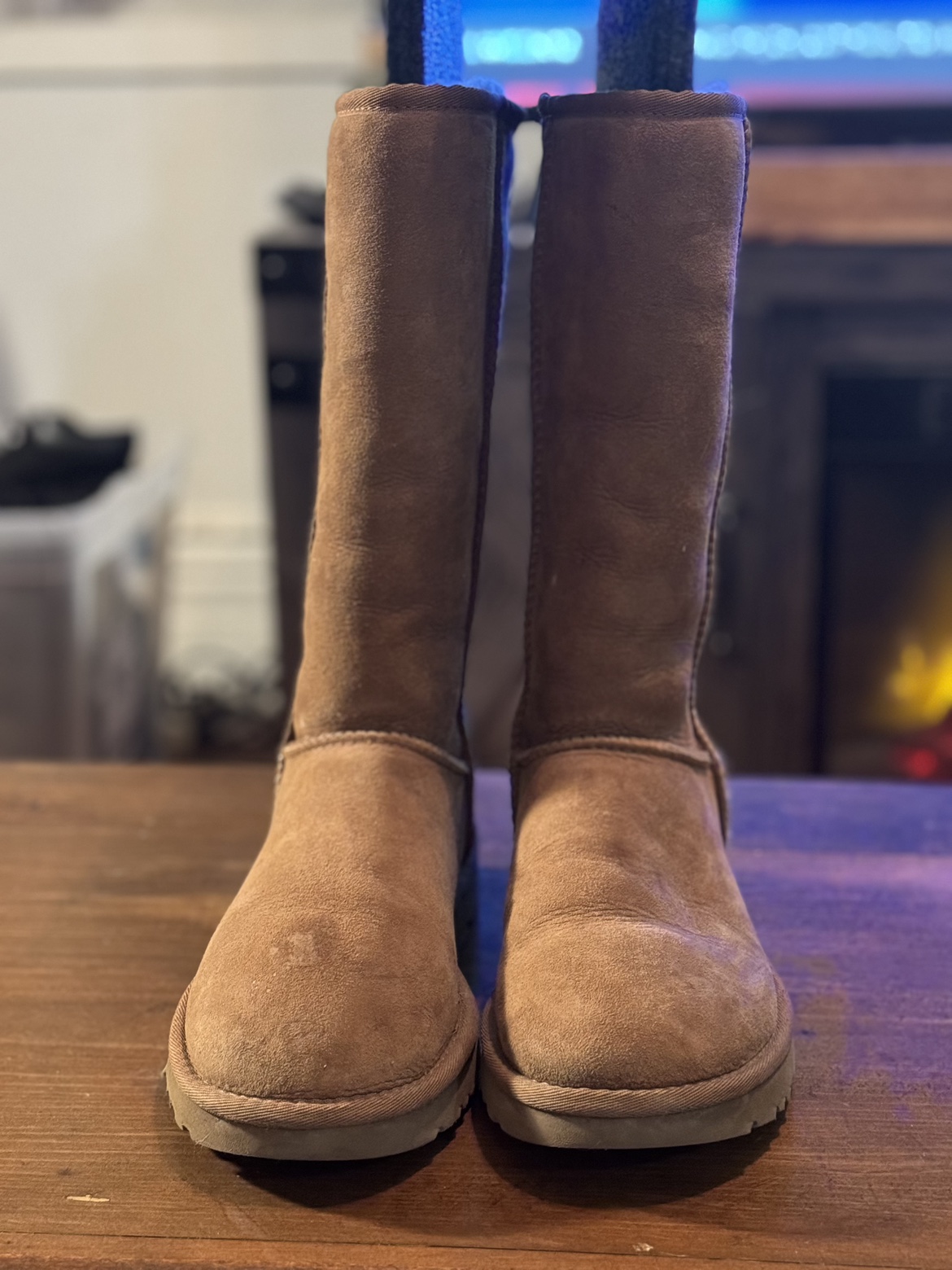 UGG Womens Size 8 Mid-Calf Boots - photo 5
