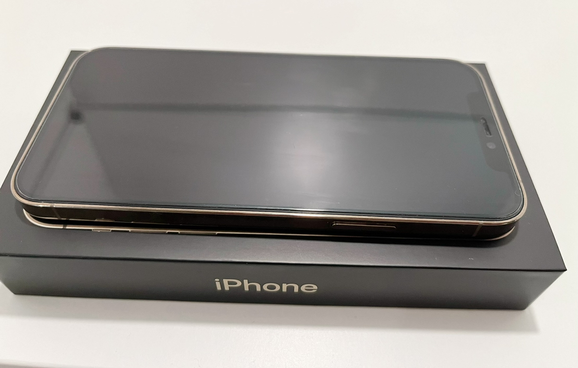 iPhone 12 Pro Gold 128gb unlocked - photo 2