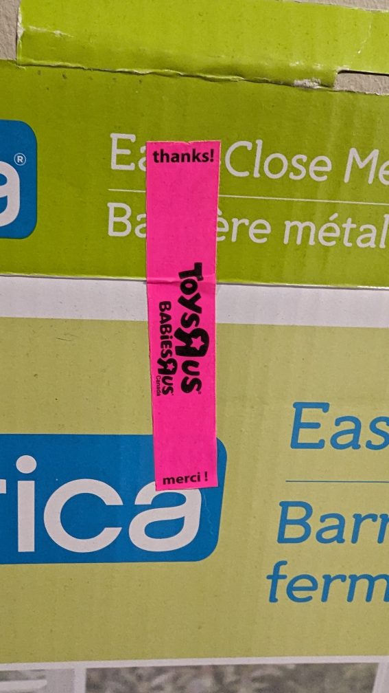 🚨PICK UP TODAY🚨 Victoria Park Ave and Finch  brica baby gate image indicator(5)