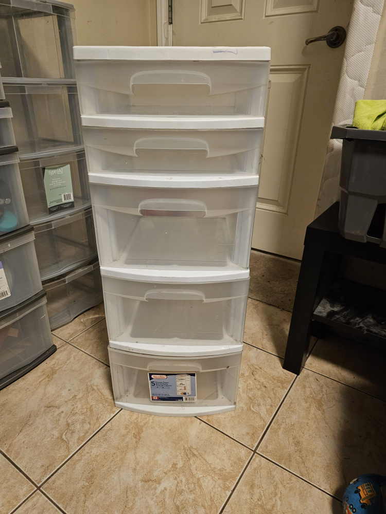 Storage tower