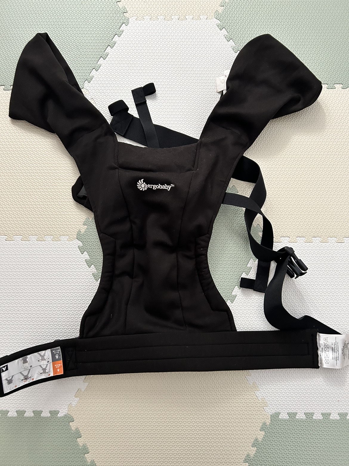 Ergobaby Embrace Carrier