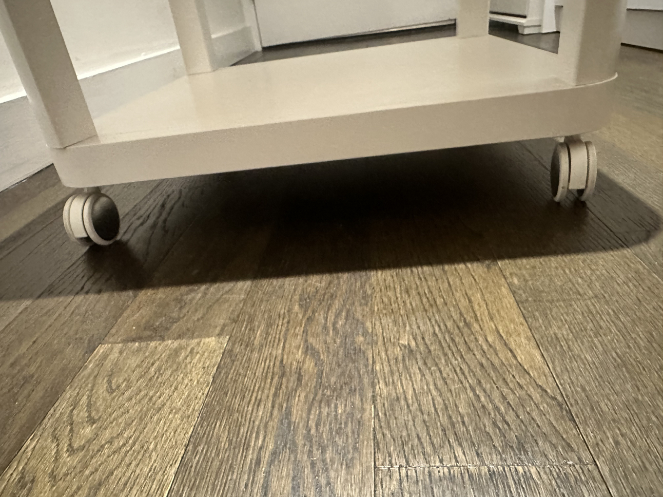 Mini white rolling side table with wheels IKEA - photo 4