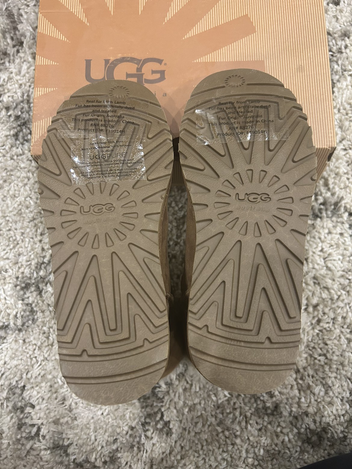 UGG Bailey Button I Size 5 Chestnut image indicator(4)