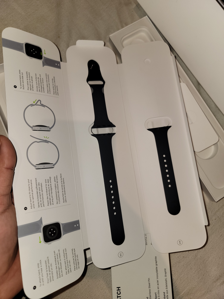 i watch se 2 black Aluminium. image indicator(4)