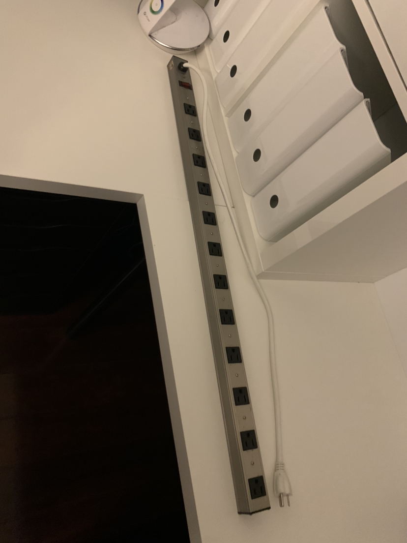 12 outlet Power cord bar thumbnail