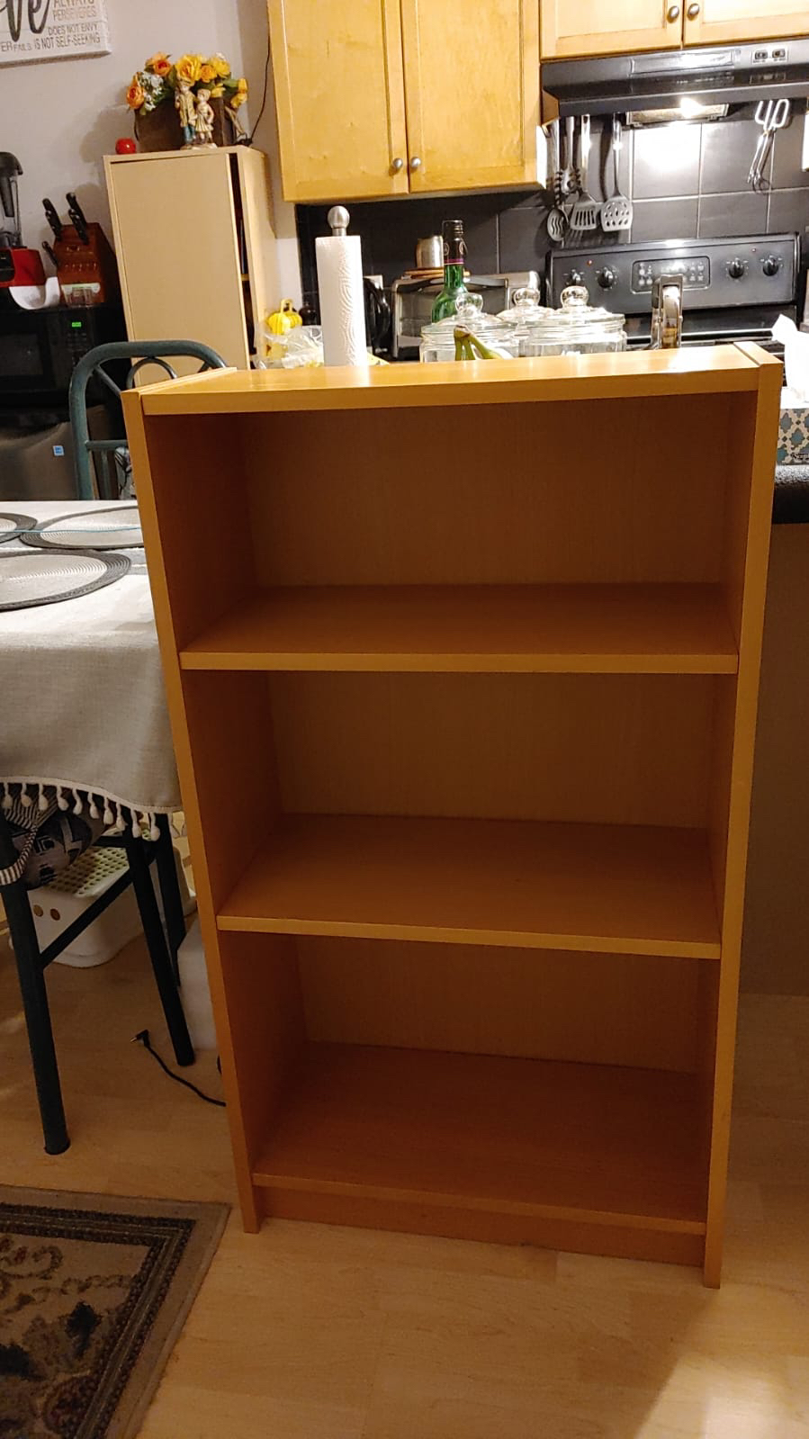 Medium bookshelf 🏒