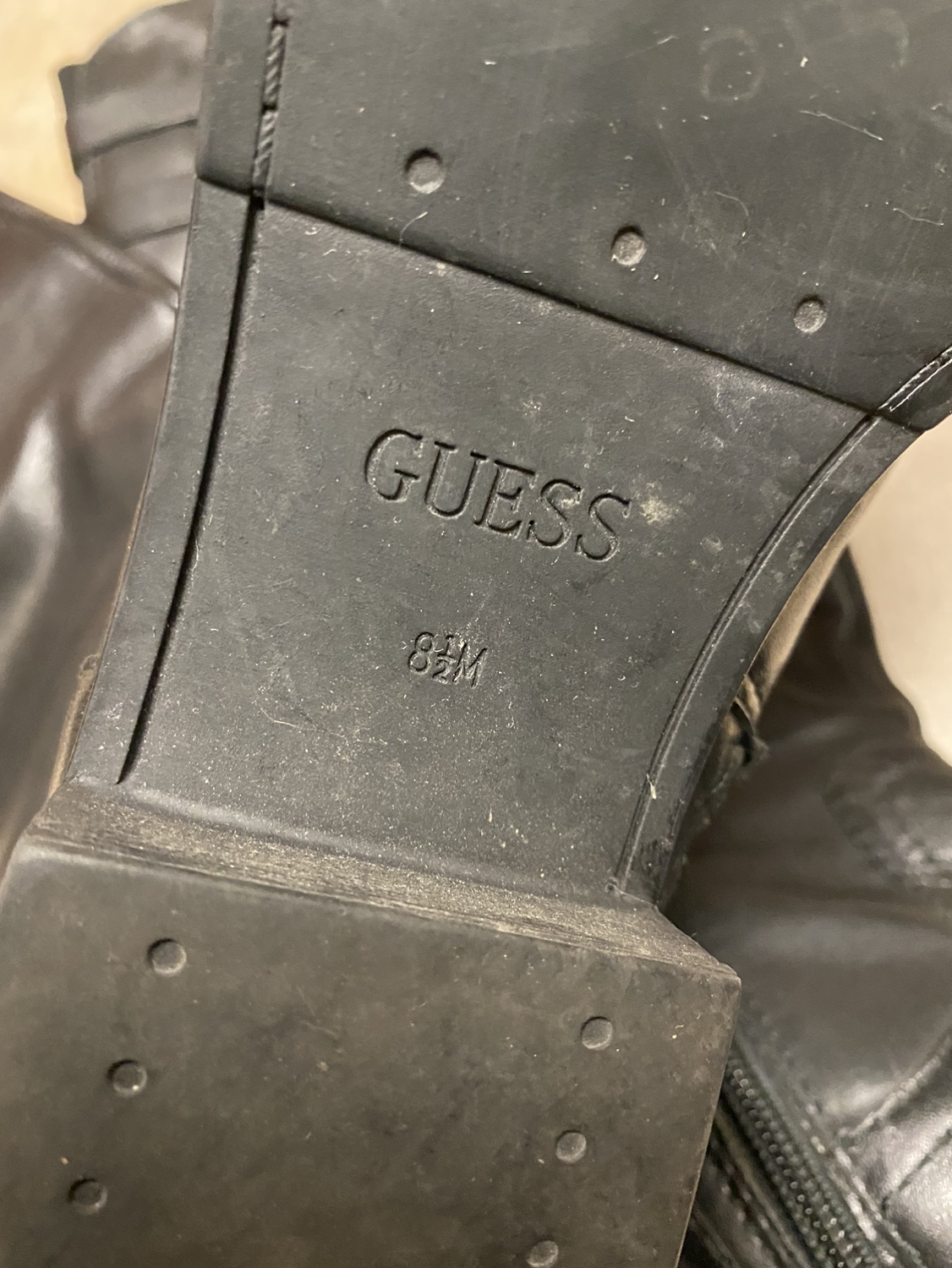 Guess Women’s Black Leather Boots Size 8.5 image indicator(3)