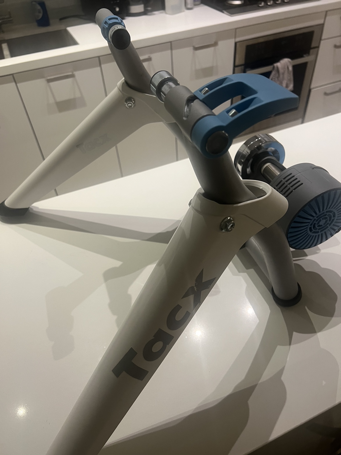 Tacx Flow Magnetic Smart Bike Trainer | Must pick up by Friday - photo 3