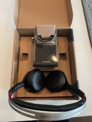 Plantronics Bluetooth Voyager Focus UC Headset (Brand New) - photo 3