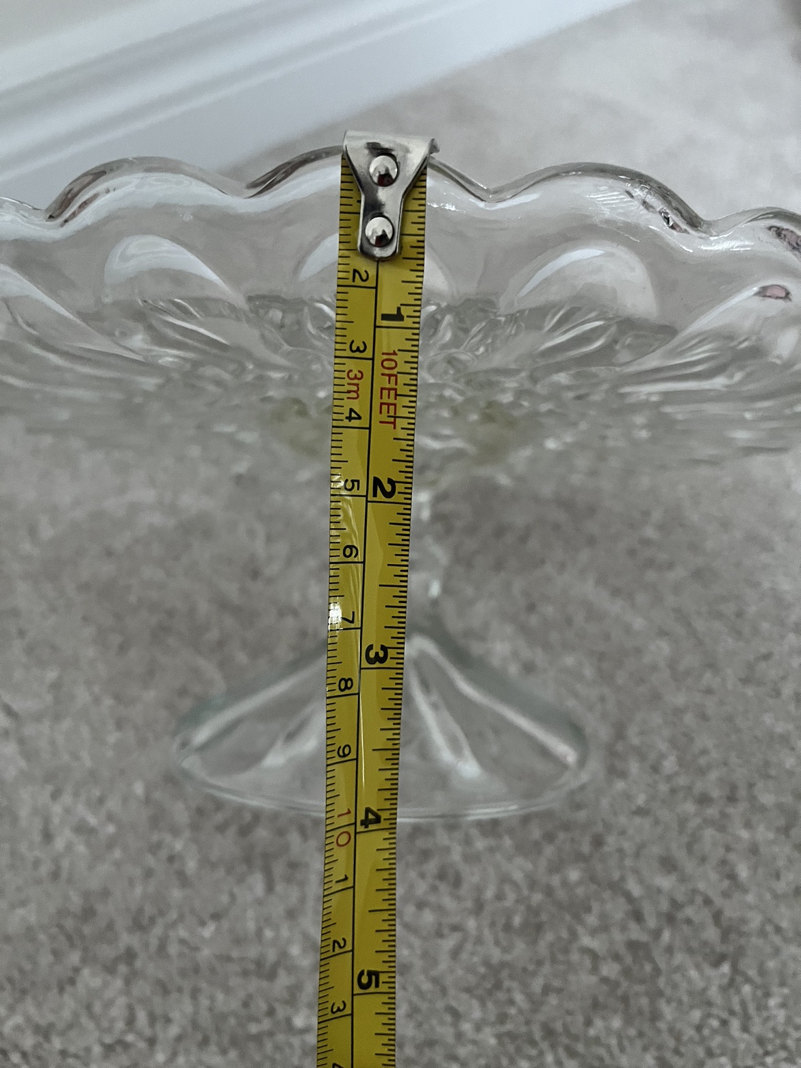 Glass cake stand image indicator(7)