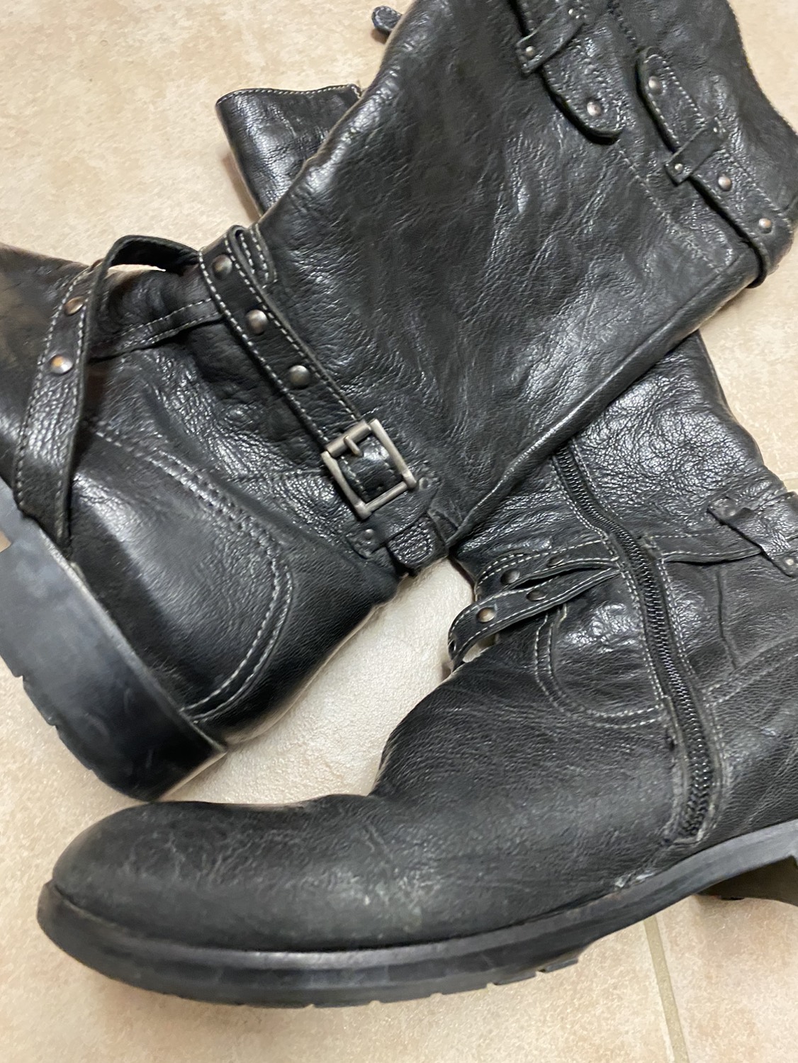 Geox Women’s Leather Black Boots Size 10 image indicator(8)