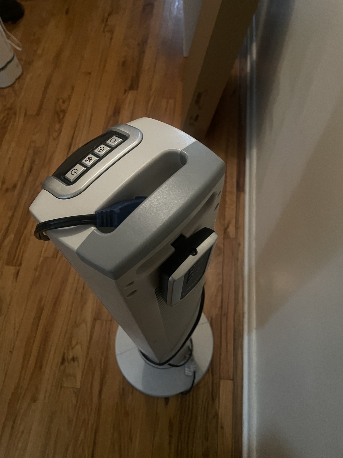 ❄️Lasko tower fan with remote control - photo 2