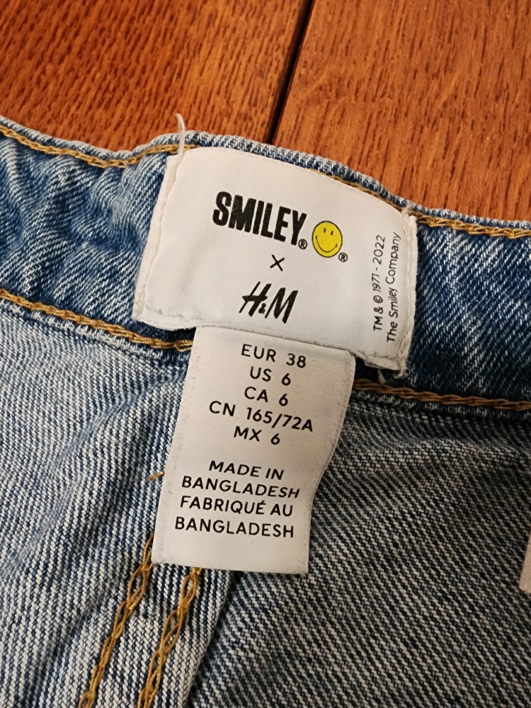 Smiley® x H&M jeans image indicator(8)