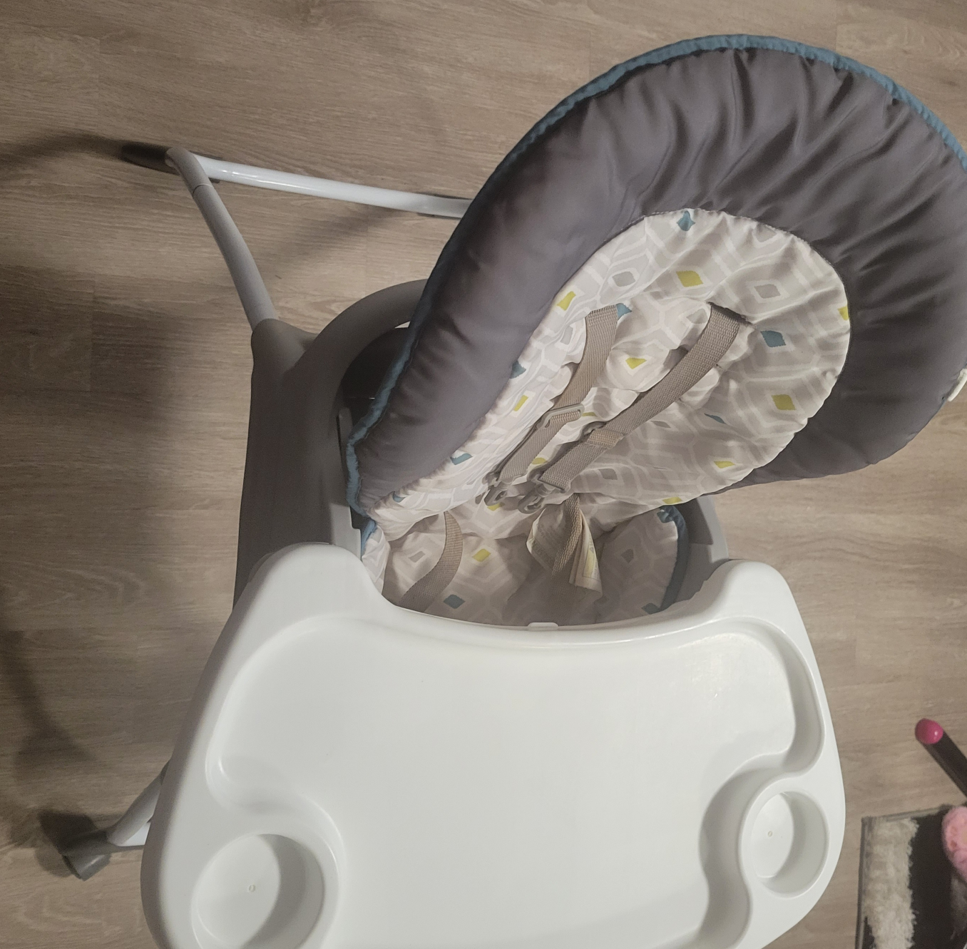 (Baby and Toddler eating highchair) #freecycle - photo 2