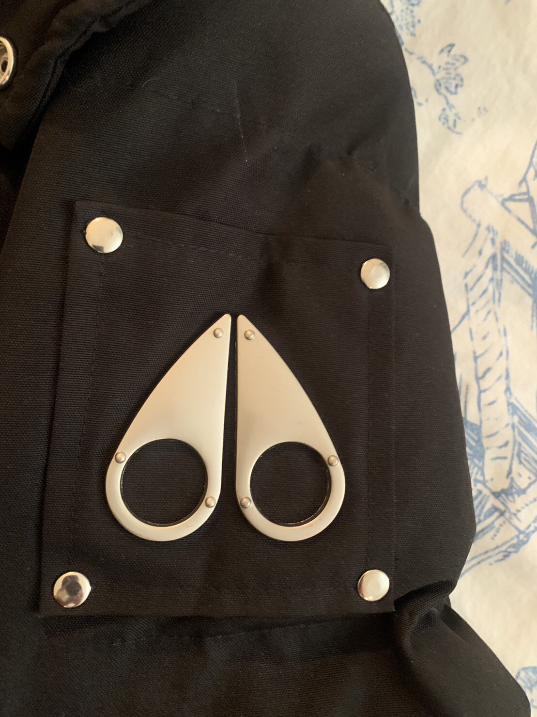 Moose knuckles women size S removable hood downtown image indicator(3)