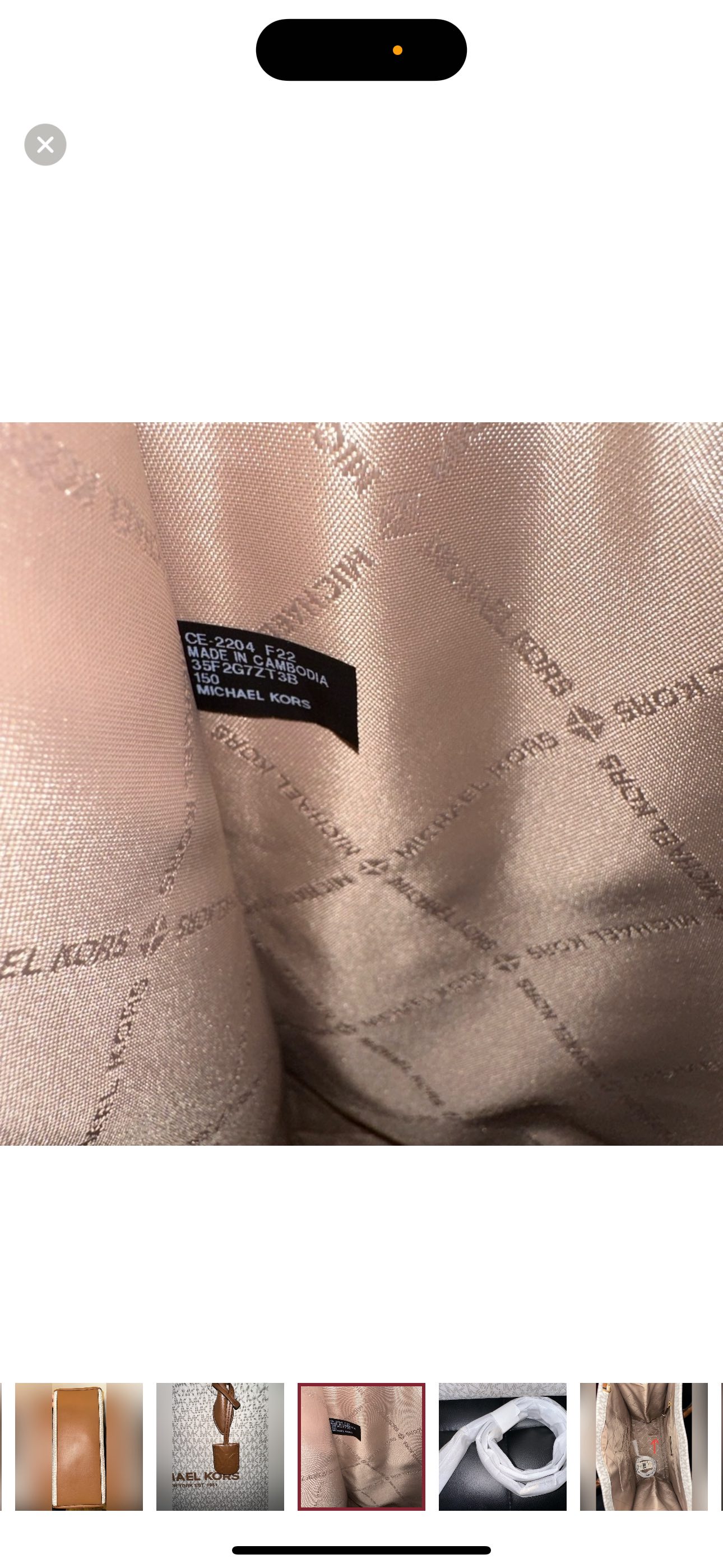 Large Micheal Kors tote image indicator(6)